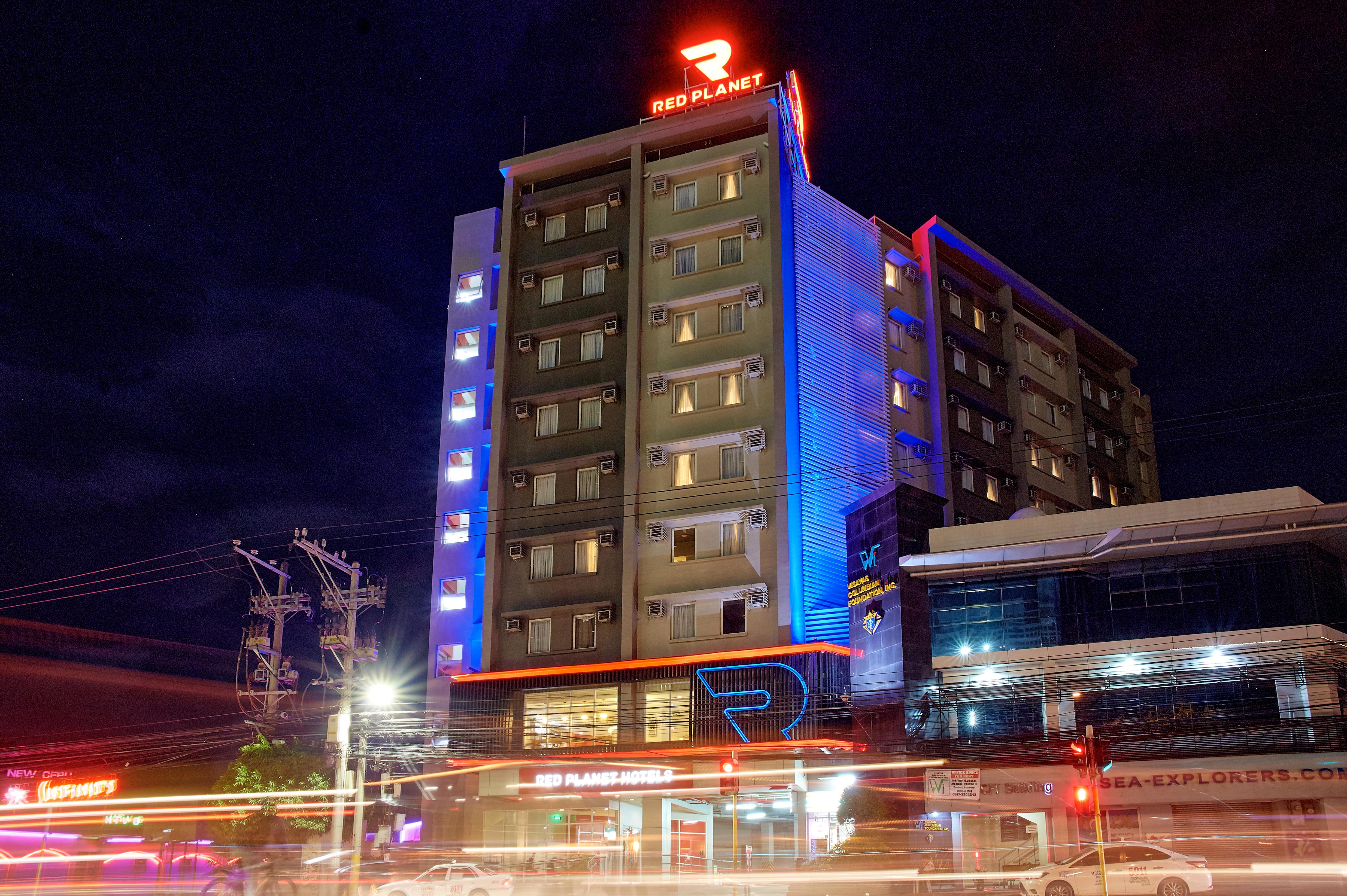 Hotel Red Planet Cebu Stadt Exterior foto